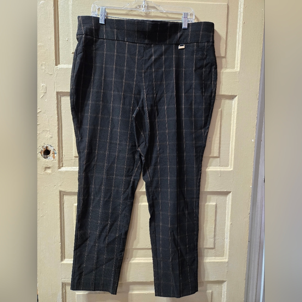 Anne Klein Black Plaid Tan Striped Casual Holiday, Work Trouser NWOT